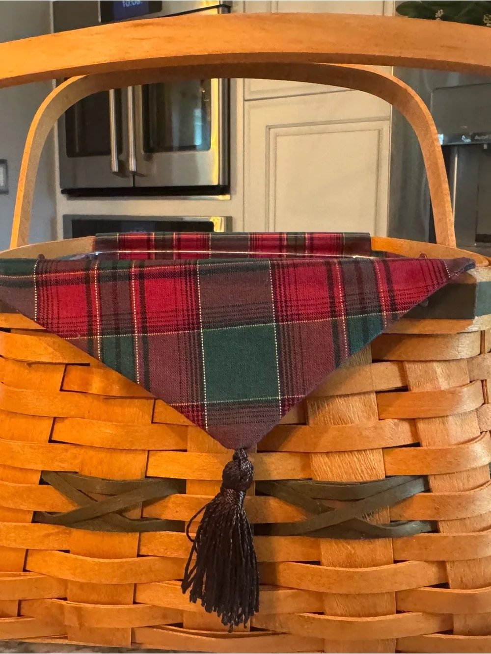 Longaberger Natural Brown Basket with Green Accent and Plaid Liner